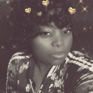 Meet your Posher, Demetria